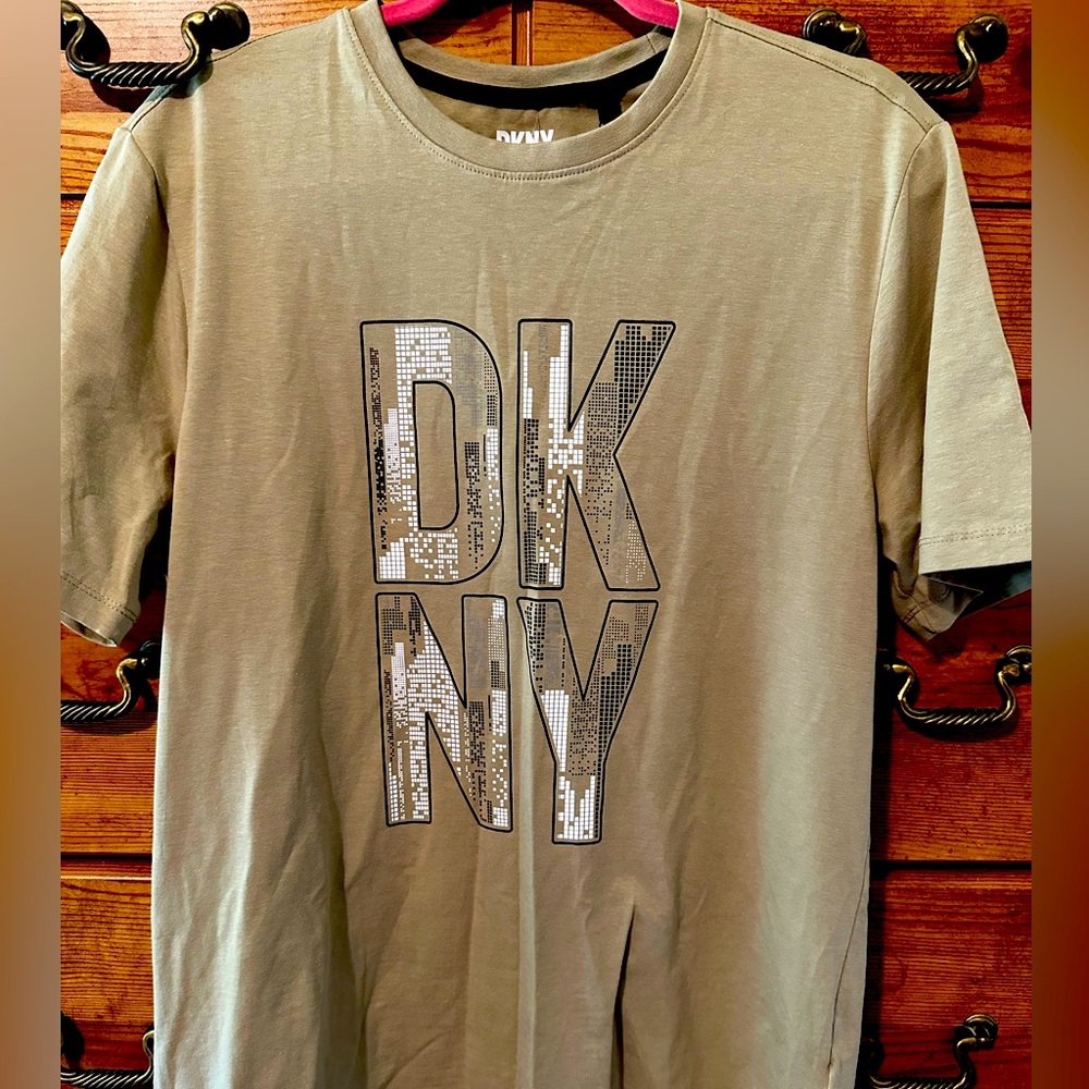 DKNY short